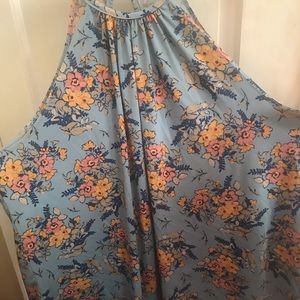 Halter top beautiful shirt.